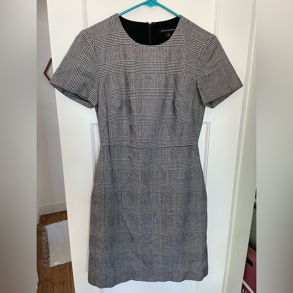 Banana Republic Wool Blend Plaid Sheath Dress - Size 2